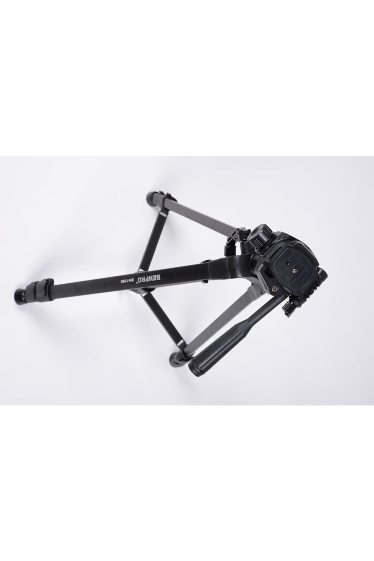 Benpro Bn-1560 Tripod 156cm