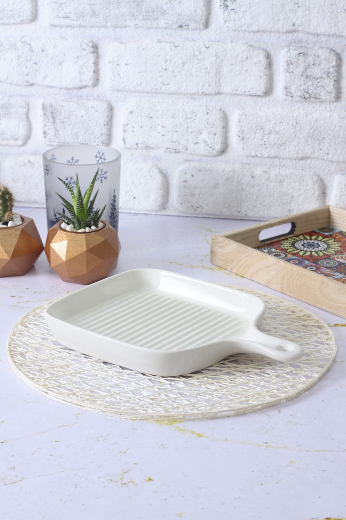 Kulplu Kare Izgara Fırın Kabı- 20 Cm