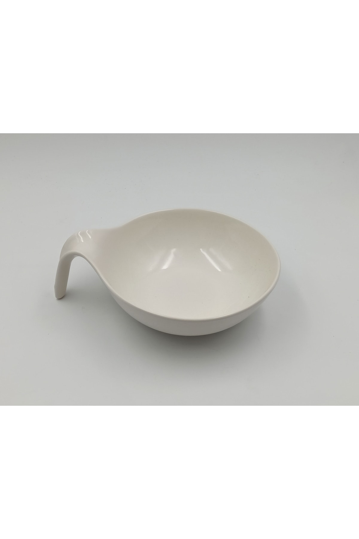 Ecr-27 Öz Seramik Kulplu Salata Kasesi (21*22 Cm)